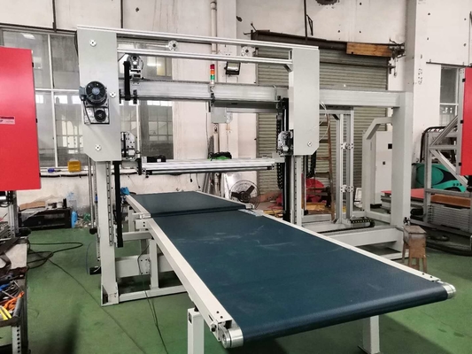 Machine à découper la mousse à double lame à oscillation CNC pour l'industrie de la découpe d'éponges flexibles