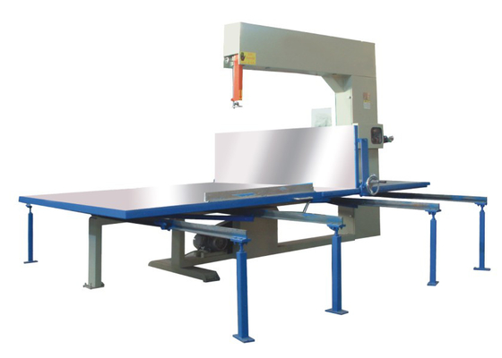 CE vertical de découpeuse de mousse d'unité centrale de taille de 1.74kw 1200mm en feuille