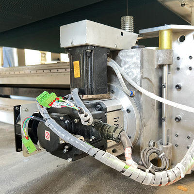 Découpeuse horizontale de commande numérique par ordinateur d'éponge de mousse d'unité centrale de coupeur automatique à double lame