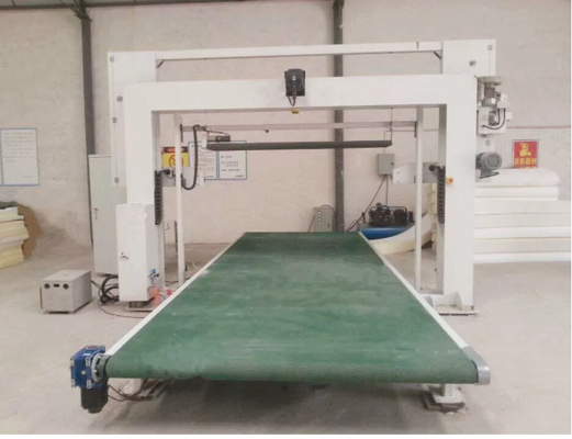 DTC - Découpeuse de découpe de lame de rotation R2012 pour la mousse de mémoire de matelas