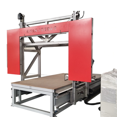 Machine de découpe de mousse en PU industrielle contrôlée par ordinateur haute précision pour les matériaux rigides et flexibles