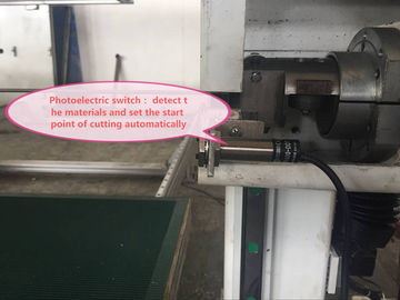 Coupeur de rotation vertical raisonnable de découpe pour couper l'éponge et les matériaux composés