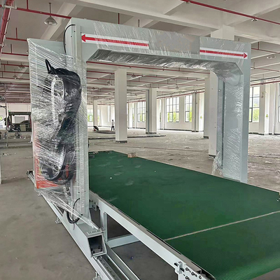 Machine de découpe horizontale à grande vitesse pour feuille d'éponge avec système avancé de conversion de fréquence