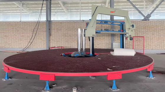 Machine à découper la mousse en sponge de polyuréthane