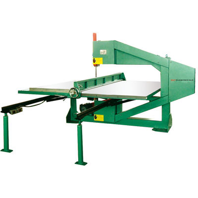 découpeuse de verticale de 1.74kw EVA Pearl Foam Shapes 600mm