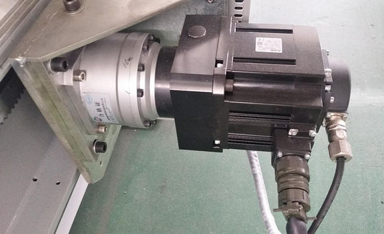 l'unité centrale de précision de 0.5mm écument découpeuse avec la lame verticale