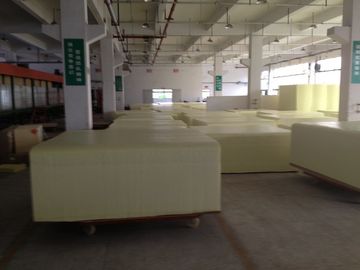Éponge multifonctionnelle de mousse de matelas faisant à chaîne de production d'éponge de machine le coût bas horizontal